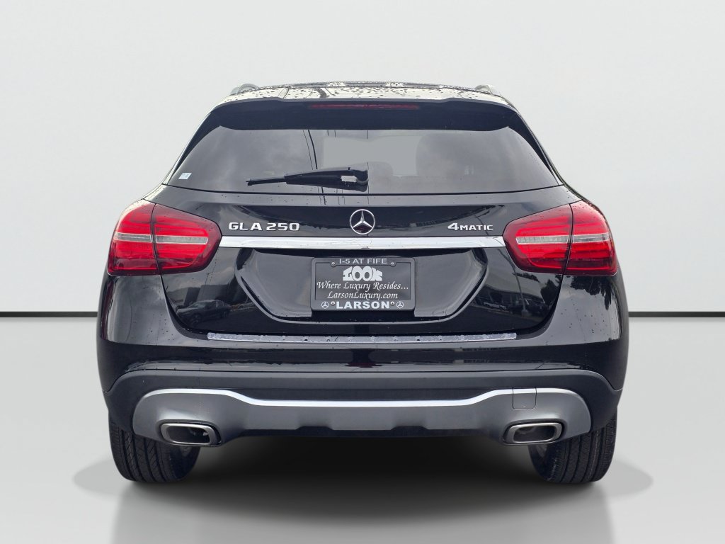 Used 2018 Mercedes-Benz GLA 250 4MATIC image 4