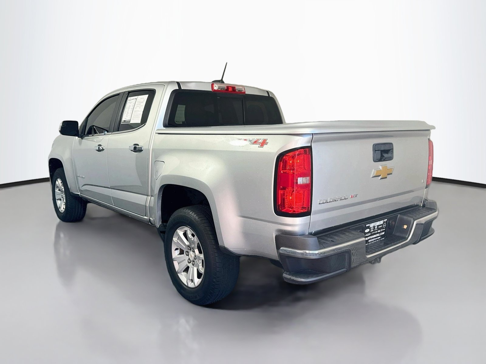 Used 2018 Chevrolet Colorado LT w/ Luxury Package, Chrome AWD/4WD image 5