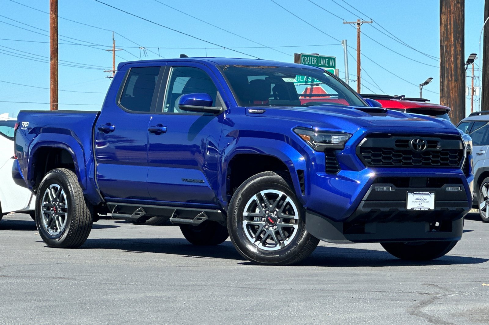 Used 2025 Toyota Tacoma TRD Sport AWD/4WD image 2