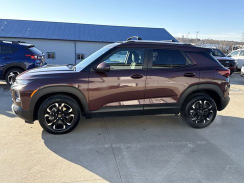 Used 2023 Chevrolet TrailBlazer LT w/ Convenience Package image 3