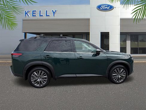 Used 2023 Nissan Pathfinder SL w/ SL Premium Package FWD image 6