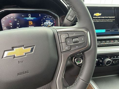 New 2026 Chevrolet Silverado 2500 High Country w/ High Country Premium Package AWD/4WD image 24