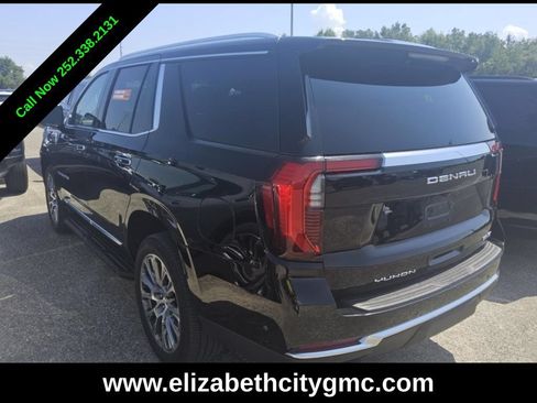 Used 2025 GMC Yukon Denali AWD/4WD image 3