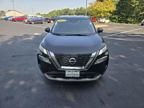 Used 2023 Nissan Rogue SV AWD/4WD image 7
