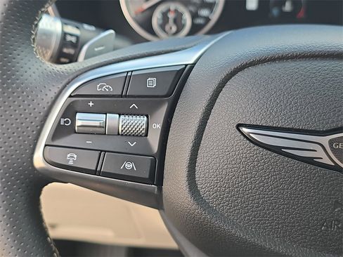 Used 2026 Genesis G70 2.5T image 16