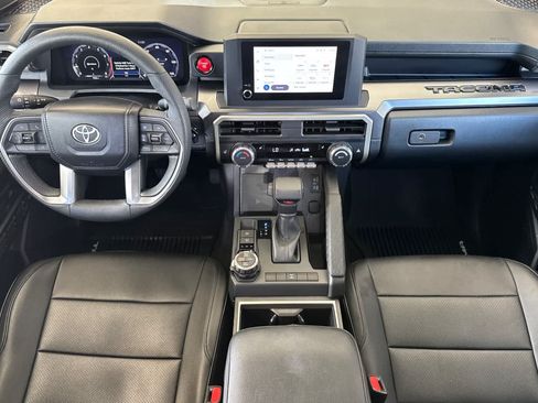 Used 2025 Toyota Tacoma TRD Off-Road w/ TRD Off Road Upgrade Package AWD/4WD image 3