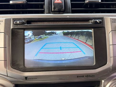 Used 2016 Toyota 4Runner SR5 RWD image 32
