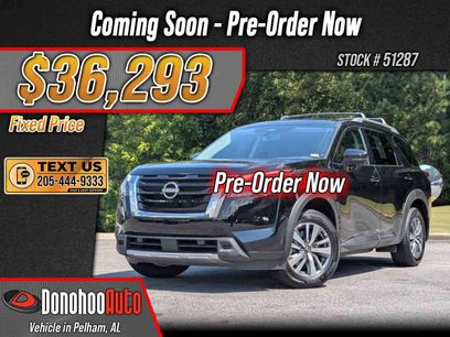 Used 2025 Nissan Pathfinder SL