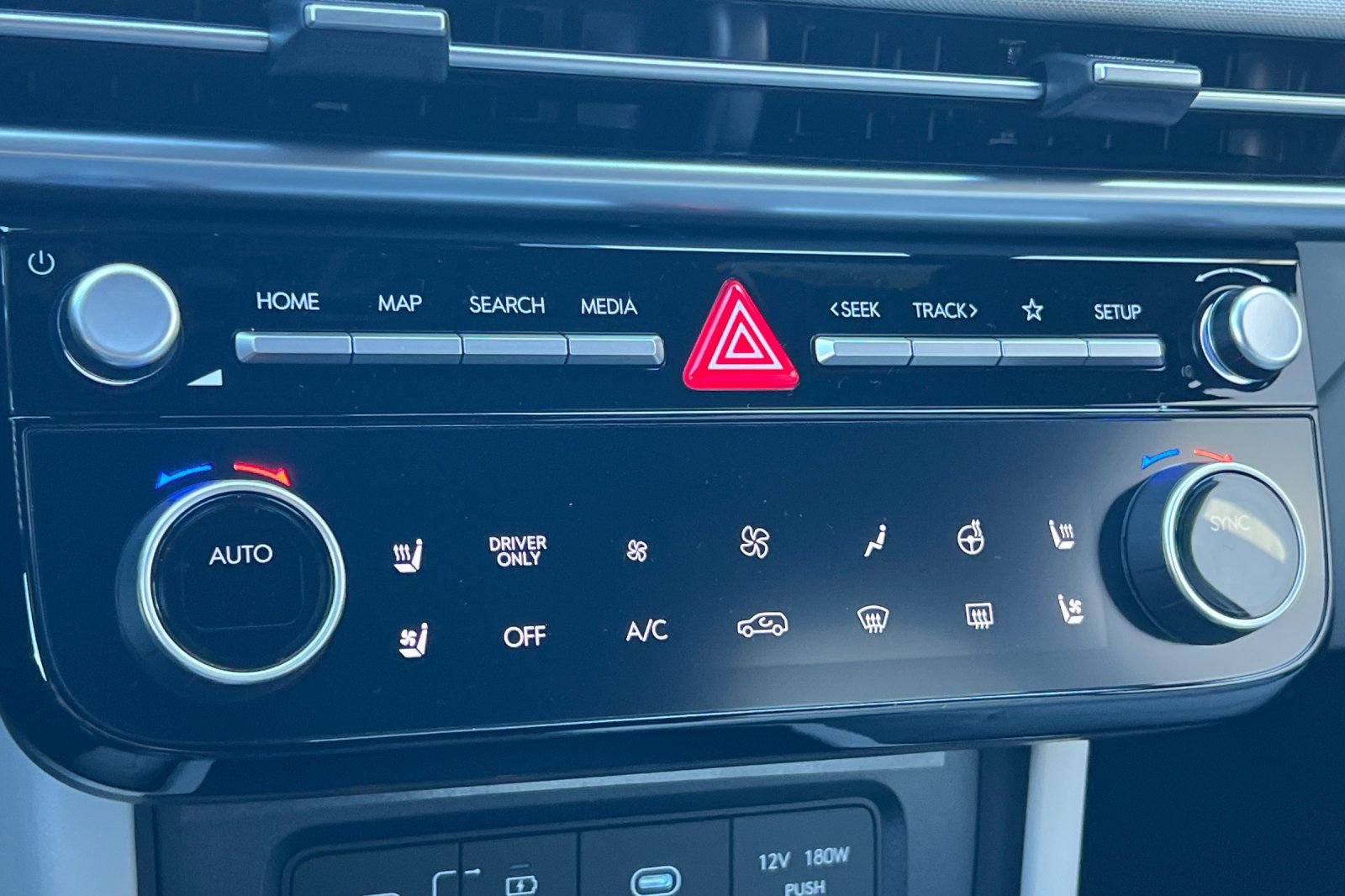 New 2026 Hyundai Tucson Limited AWD/4WD image 22