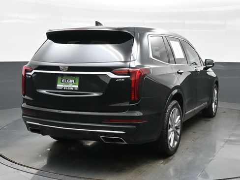Used 2023 Cadillac XT6 Premium Luxury FWD image 5