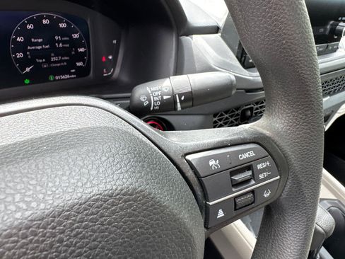 Used 2024 Honda Accord EX image 20