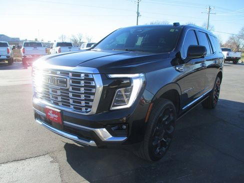 Certified 2025 GMC Yukon Denali w/ Denali Reserve Package image 10