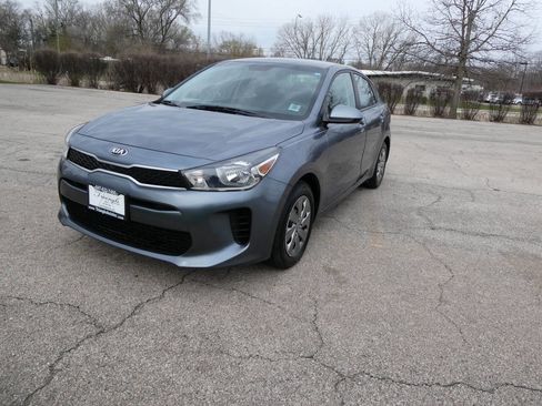 Used 2020 Kia Rio S image 1