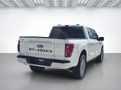 Used 2024 Ford F150 Platinum w/ Equipment Group 703A Plus image 3