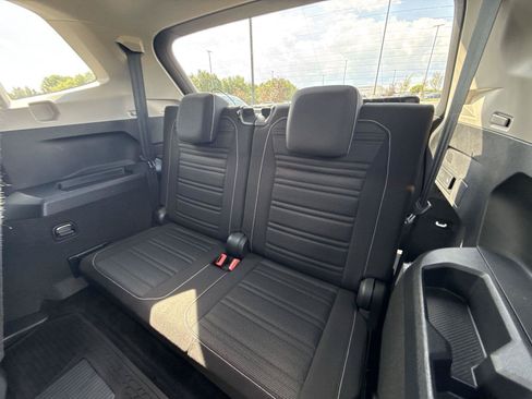 Used 2023 Volkswagen Tiguan S FWD image 17