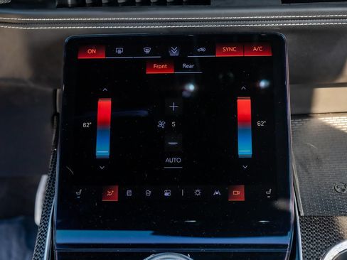 Used 2025 Cadillac Escalade V AWD/4WD image 20