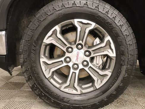 Used 2024 GMC Sierra 1500 SLT AWD/4WD image 6