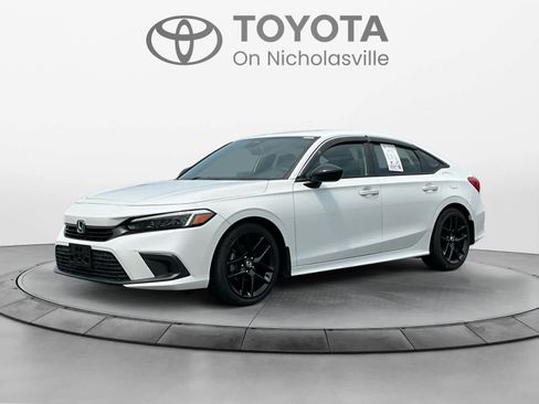 Used 2022 Honda Civic Sport image 1