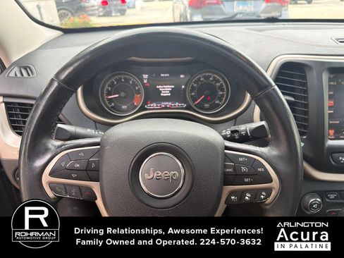 Used 2014 Jeep Cherokee Limited w/ Technology Group FWD image 1