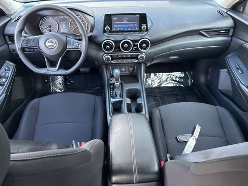 Used 2025 Nissan Sentra S image 15
