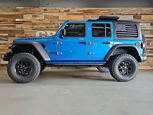 Used 2024 Jeep Wrangler Willys image 20