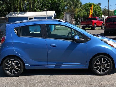Used 2014 Chevrolet Spark LT image 2