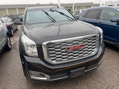 Used 2020 GMC Yukon Denali w/ Denali Ultimate Package image 19