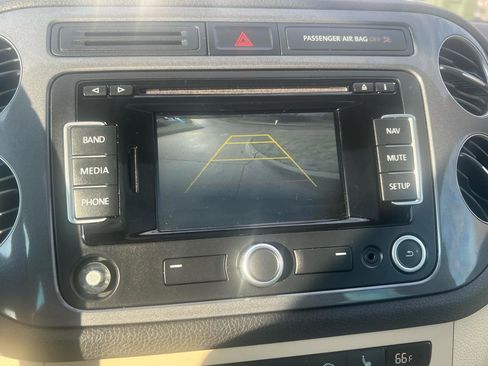 Used 2013 Volkswagen Tiguan SEL image 15