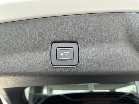 Certified 2025 Chevrolet TrailBlazer ACTIV w/ Convenience Package FWD image 32