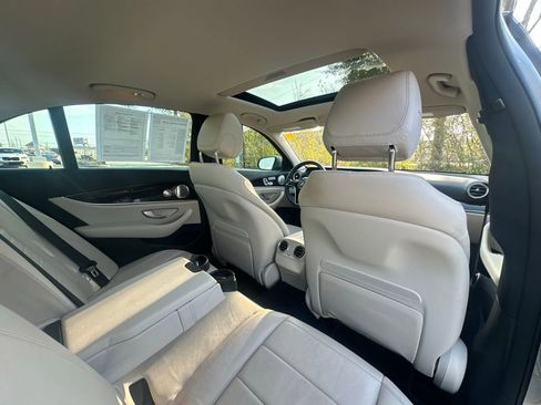 Used 2021 Mercedes-Benz E 450 4MATIC Sedan image 26