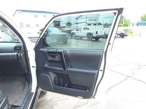 Used 2019 Toyota 4Runner Limited AWD/4WD image 21