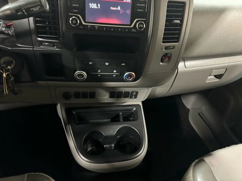 Used 2018 Nissan NV 3500 S RWD image 54