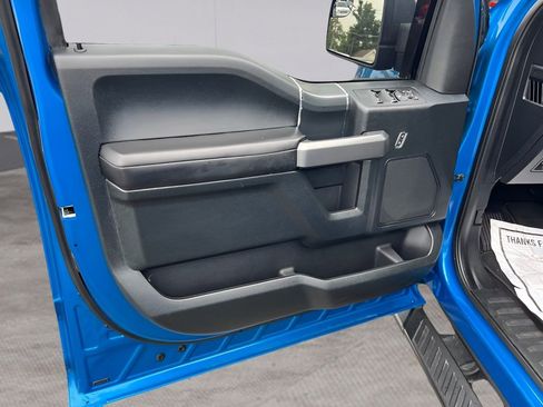 Used 2019 Ford F150 XLT w/ Equipment Group 302A Luxury AWD/4WD image 15