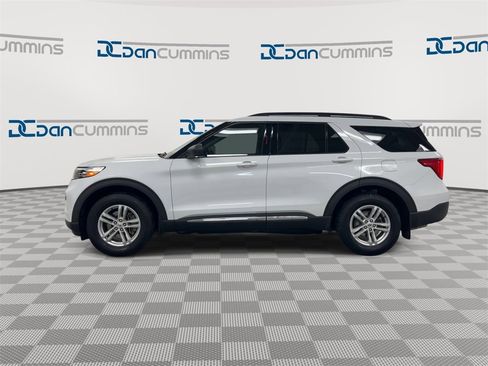 Used 2021 Ford Explorer XLT image 5