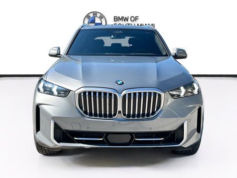 Certified 2024 BMW X5 sDrive40i w/ Parking Assistance Package image 2