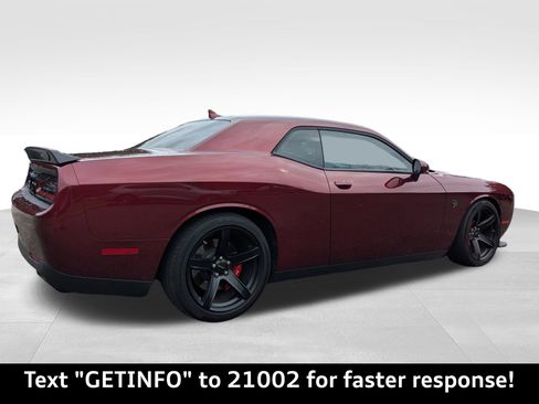 Used 2018 Dodge Challenger SRT Hellcat image 2