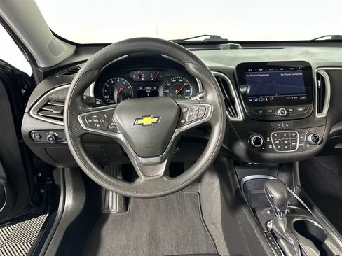 Used 2024 Chevrolet Malibu LT FWD image 12