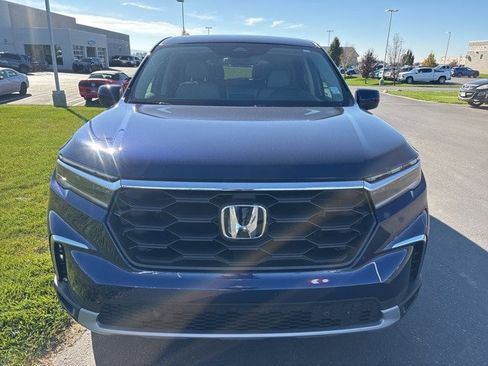 New 2025 Honda Pilot EX-L image 9