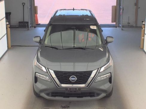 Used 2023 Nissan Rogue SV AWD/4WD image 2