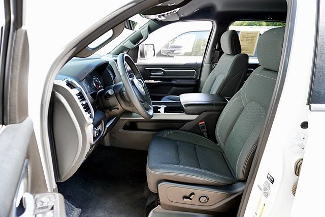 Used 2025 RAM 1500 Big Horn AWD/4WD image 16
