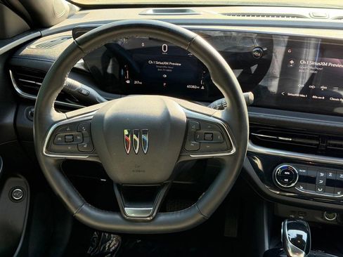 Used 2024 Buick Envista Sport Touring w/ Convenience I Package FWD image 12