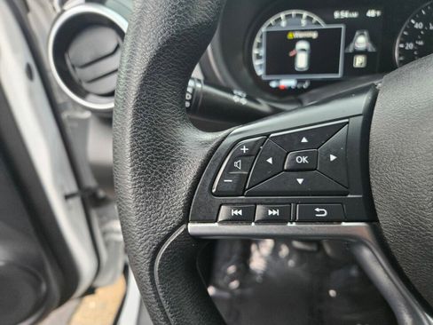 Used 2023 Nissan Kicks SV image 24