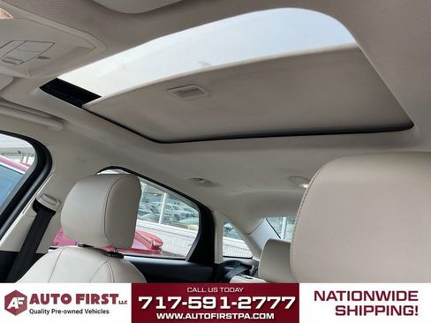 Used 2018 Ford Focus Titanium FWD image 9