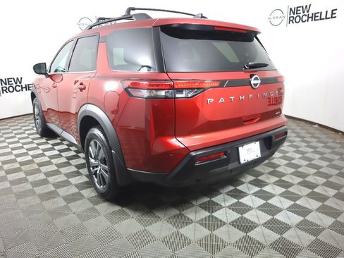 New 2026 Nissan Pathfinder SV AWD/4WD image 5