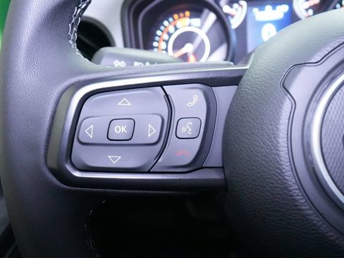 Used 2025 Jeep Wrangler Sport AWD/4WD image 33