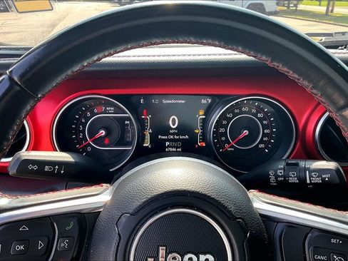 Used 2021 Jeep Wrangler Unlimited Rubicon AWD/4WD image 17