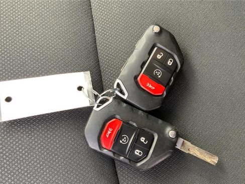 Used 2021 Jeep Wrangler Unlimited Sport image 35