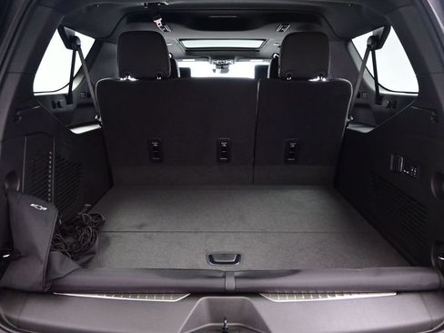 New 2026 Chevrolet Suburban Premier AWD/4WD image 42