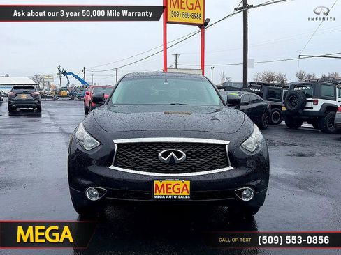 Used 2017 INFINITI QX70 AWD image 4