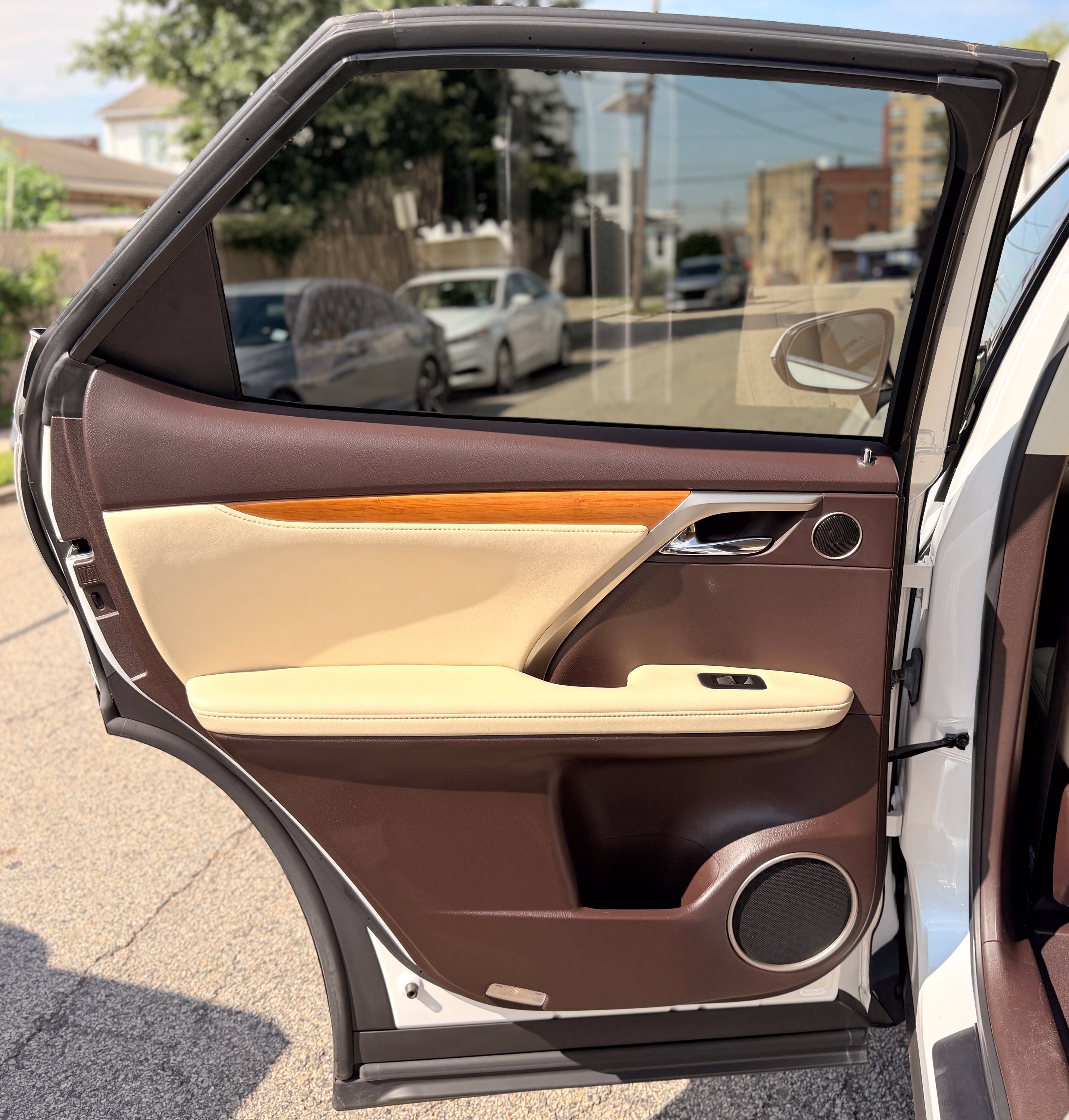 Used 2020 Lexus RX 350 AWD w/ Premium Package image 17
